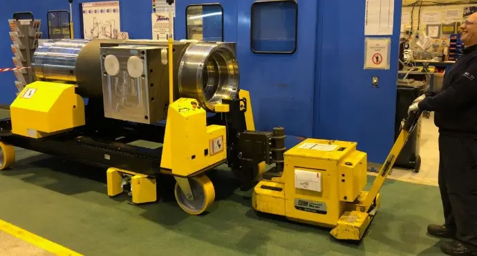 Tracteurs pousseurs Mastermover