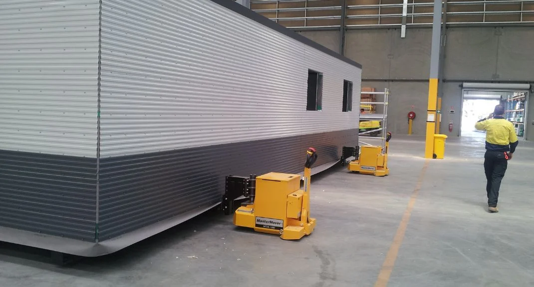 Tracteur pousseur Mastermover déplacement de mobil home